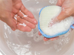 泡パフ使用方法　洗顔フォームの場合　ステップ3